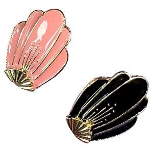 Clam Sea Shell Lapel Pin Pink Black Enamel Brooch Badge Accessories Jewelry Pin